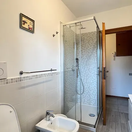 Semesterbostad Casa Ferruccio -