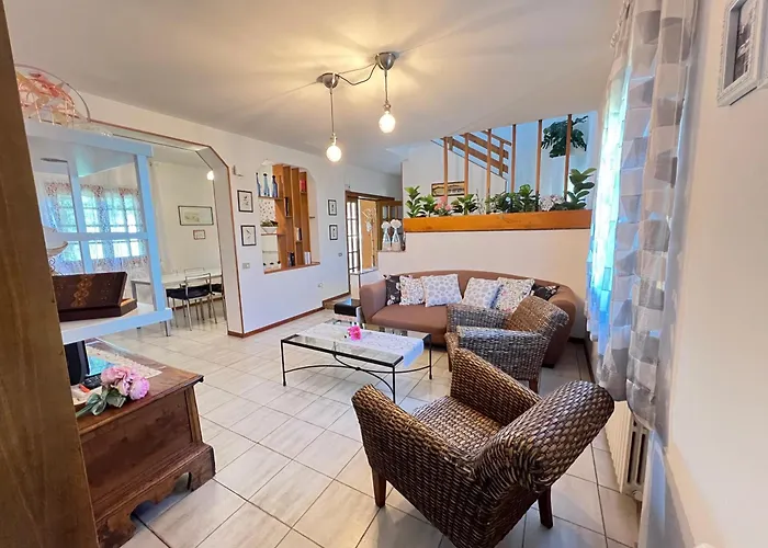 Casa Ferruccio - בית נופש *